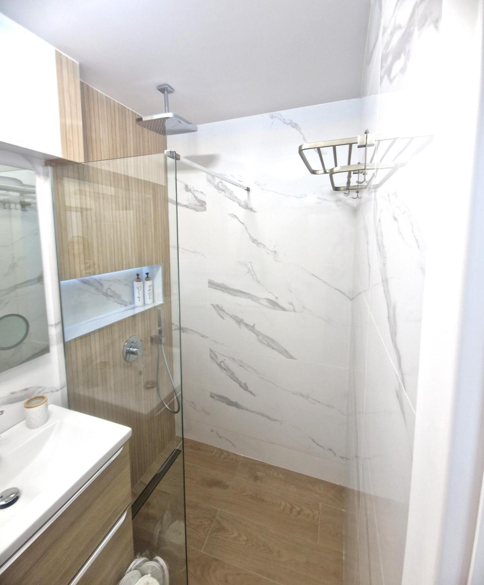 Ultracentral Luxury Apartament Curtea de Argeş Dış mekan fotoğraf