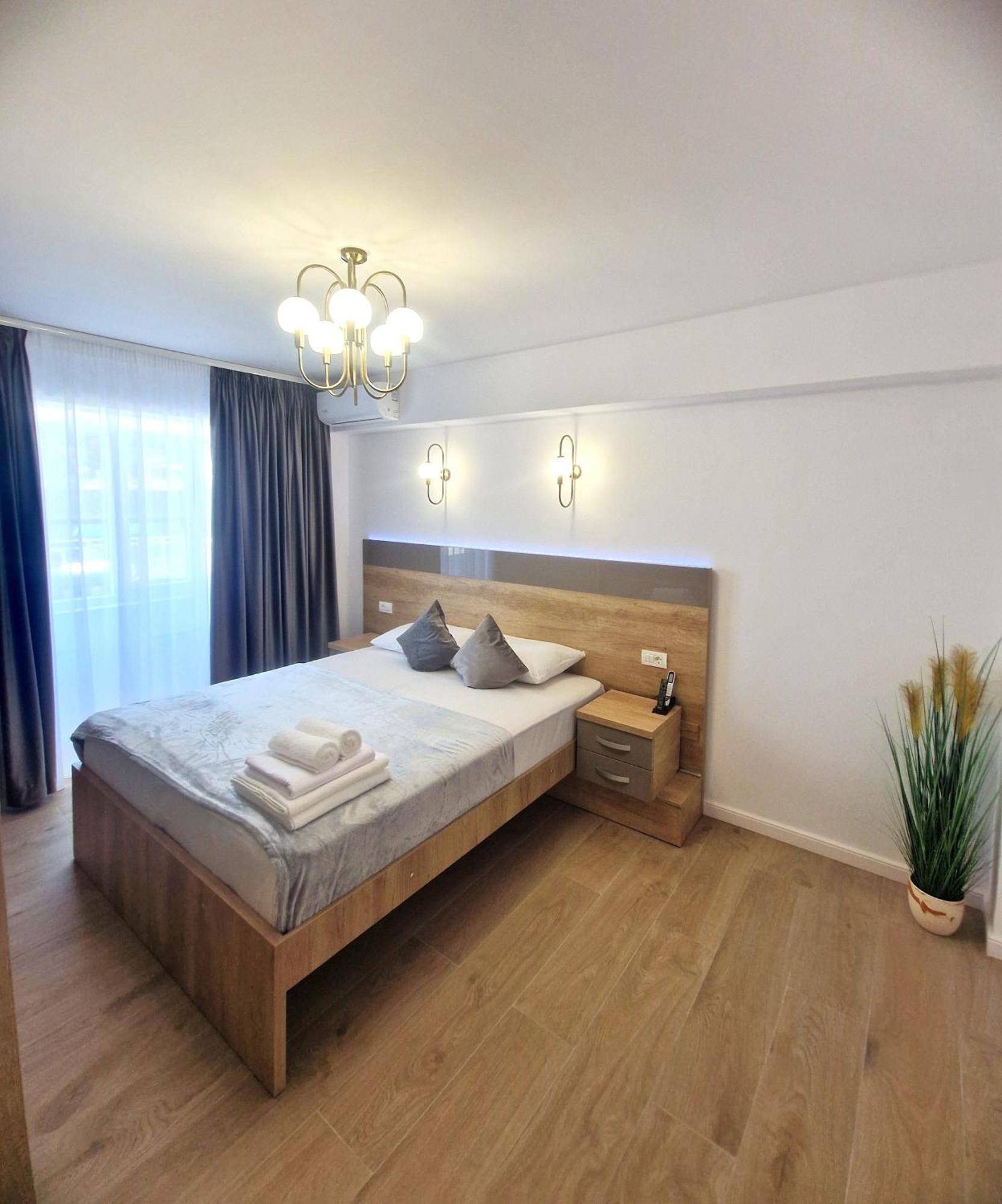 Ultracentral Luxury Apartament Curtea de Argeş Dış mekan fotoğraf